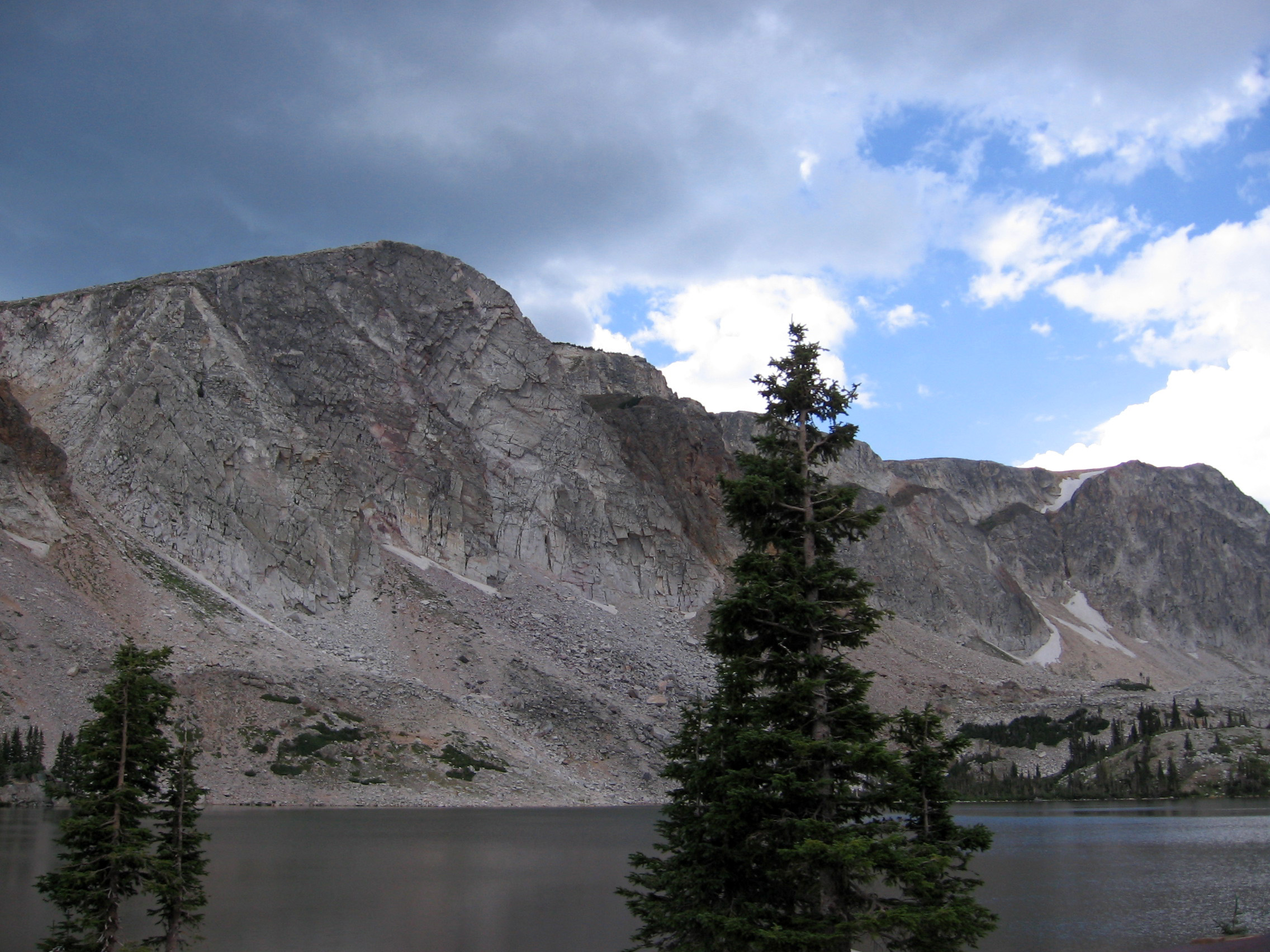 lakes-in-wyoming